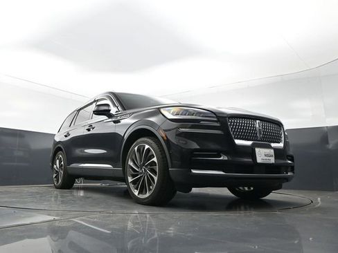 Used 2023 Lincoln Aviator Reserve w/ Equipment Group 201A AWD/4WD image 27