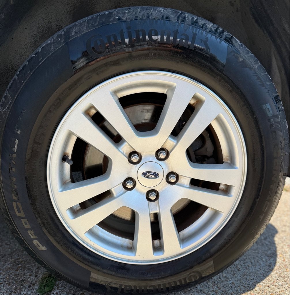 Used 2012 Ford Edge SE FWD image 18