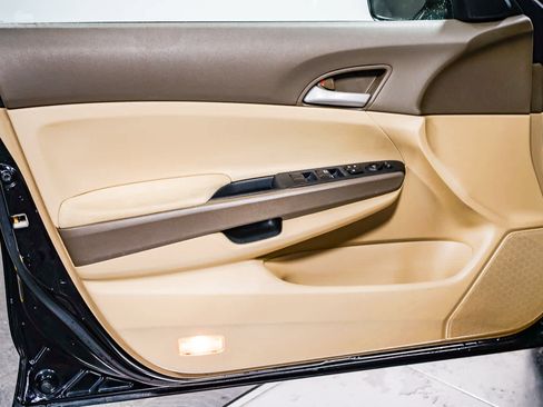 Used 2009 Honda Accord LX image 20