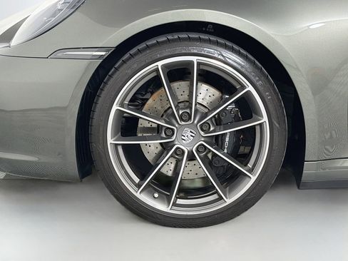 Used 2020 Porsche 911 Carrera S RWD image 32