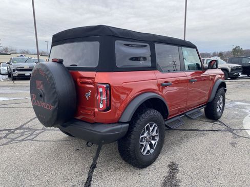 Used 2023 Ford Bronco Badlands image 7