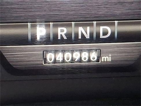 Used 2024 RAM 1500 Laramie image 20