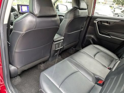 Used 2023 Toyota RAV4 XLE Premium FWD image 31