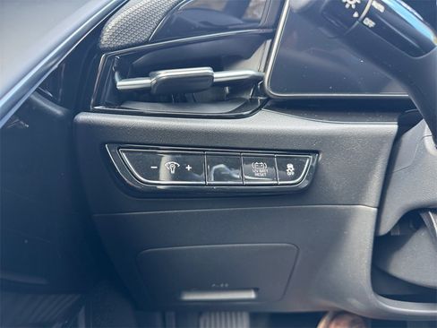 Used 2023 Kia Niro EX image 27