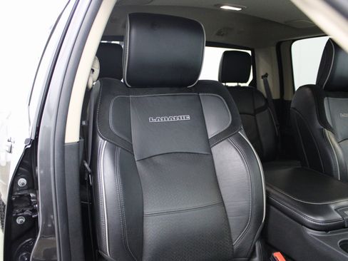 Used 2021 RAM 3500 Laramie image 34