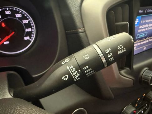 Used 2022 GMC Terrain AT4 w/ Infotainment Package II AWD/4WD image 36