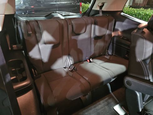 Used 2021 Subaru Ascent Premium w/ Sport Package image 27