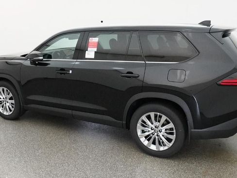 New 2026 Toyota Grand Highlander AWD image 4