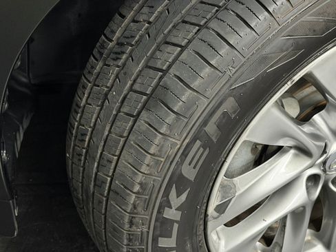 Used 2013 INFINITI JX35 AWD w/ Premium Pkg image 18