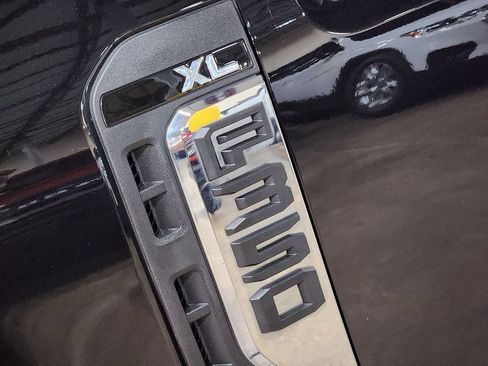 Used 2023 Ford F350 XL w/ XL Chrome Package AWD/4WD image 25