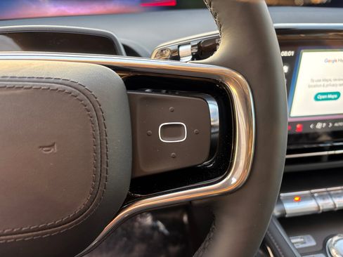 New 2026 Lincoln Nautilus Premier AWD/4WD image 18