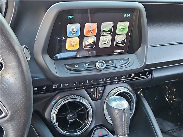 Used 2018 Chevrolet Camaro LT RWD image 14