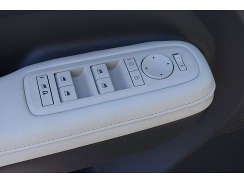 New 2025 Hyundai Santa Fe SEL image 18