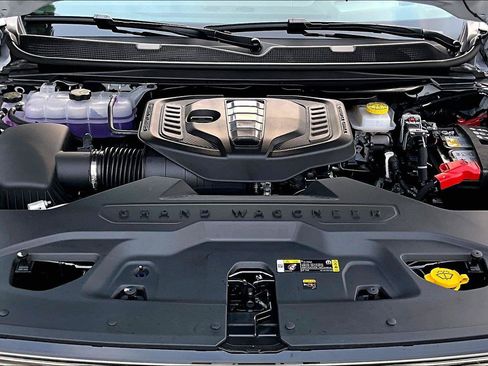 New 2026 Jeep Grand Wagoneer Limited AWD/4WD image 11