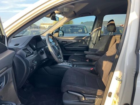 Used 2021 Honda Pilot LX image 9