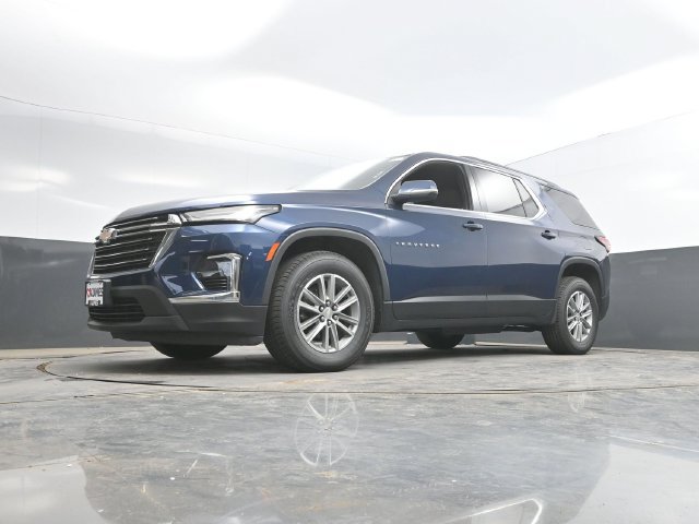 Used 2023 Chevrolet Traverse LT FWD image 47