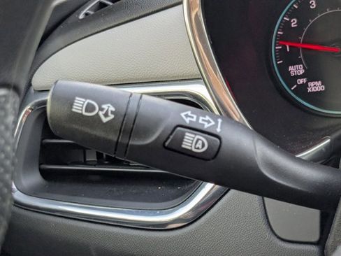 Used 2023 Chevrolet Equinox LS w/ LS Convenience Package FWD image 6