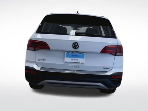 Used 2024 Volkswagen Taos S image 7