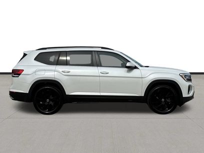 New 2026 Volkswagen Atlas SE