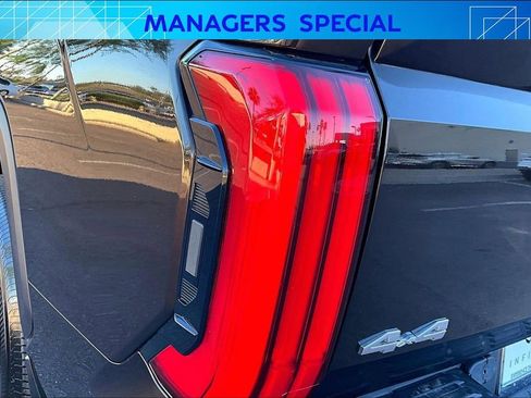 Used 2022 Toyota Tundra Limited image 31