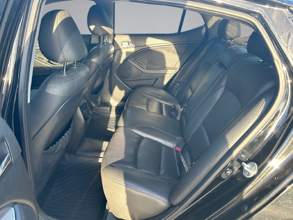 Used 2015 Kia Optima SX w/ SX Turbo Premium Package FWD image 32