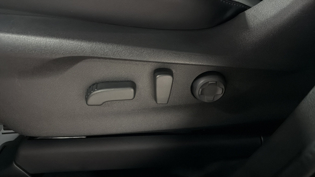 New 2027 Subaru Ascent Limited AWD/4WD image 18