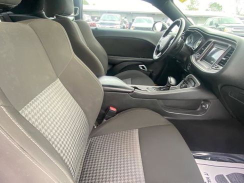 Used 2022 Dodge Challenger GT image 15