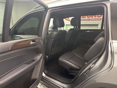 Used 2019 Mercedes-Benz GLS 450 4MATIC image 6