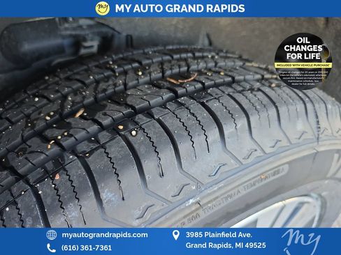 Used 2023 Nissan Rogue SV AWD/4WD image 33