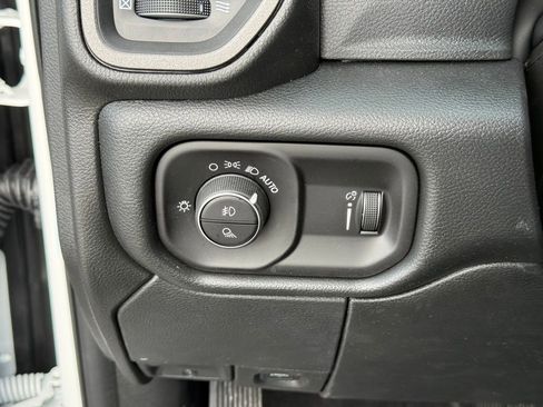 New 2026 RAM 2500 Tradesman AWD/4WD image 19