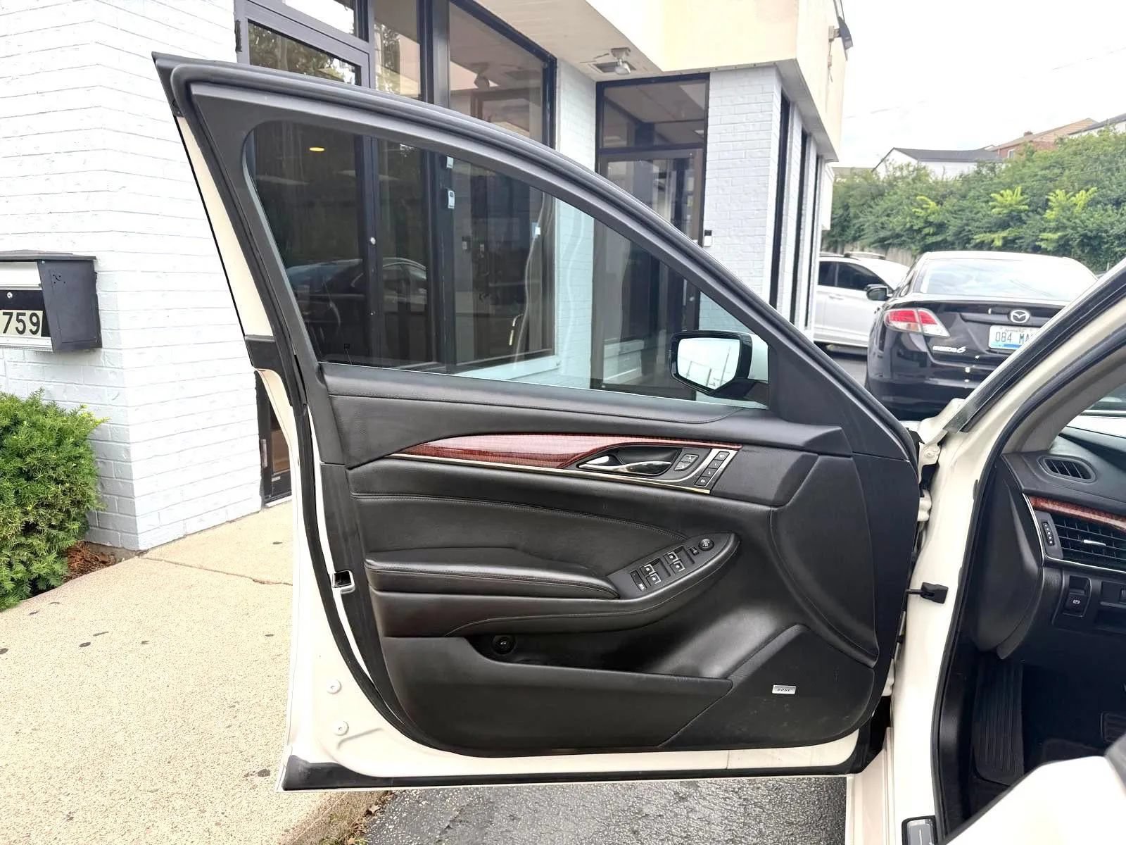 Used 2014 Cadillac CTS Luxury AWD/4WD image 9
