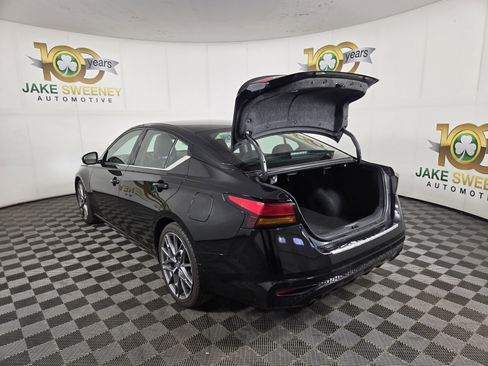 Used 2023 Nissan Altima 2.0 SR image 30