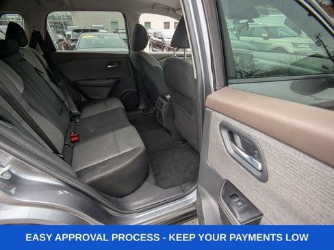 Used 2022 Nissan Rogue SV FWD image 17