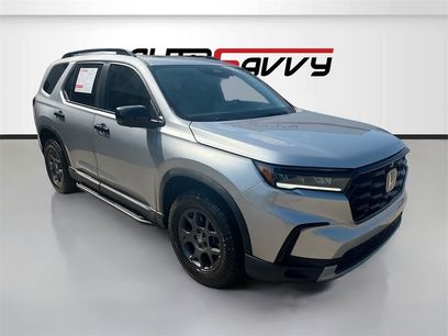 Used 2025 Honda Pilot TrailSport