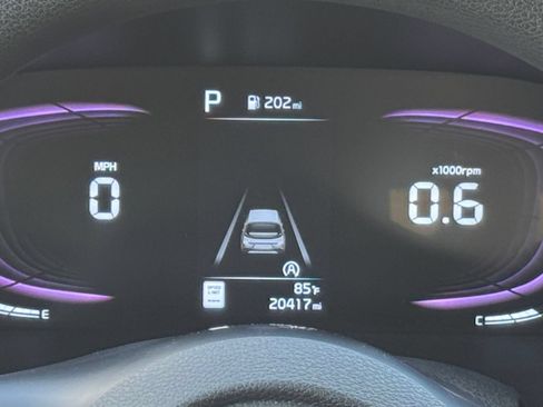 Used 2025 Kia Soul LX w/ LX Technology Package FWD image 37