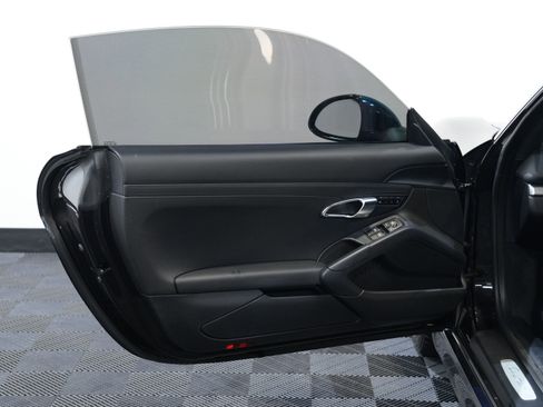 Used 2014 Porsche Cayman RWD image 20
