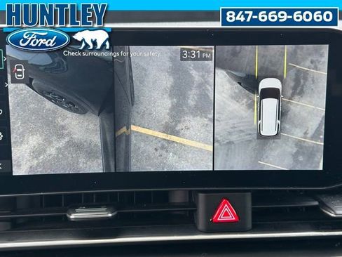 Used 2025 Kia Carnival SX w/ SX Dark Edition Package FWD image 34
