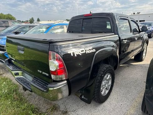 Used 2014 Toyota Tacoma 4x4 Double Cab w/ SR5 Package image 5