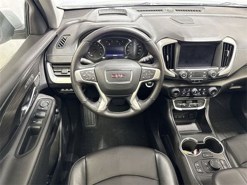 Certified 2022 GMC Terrain SLT w/ Infotainment Package II image 15