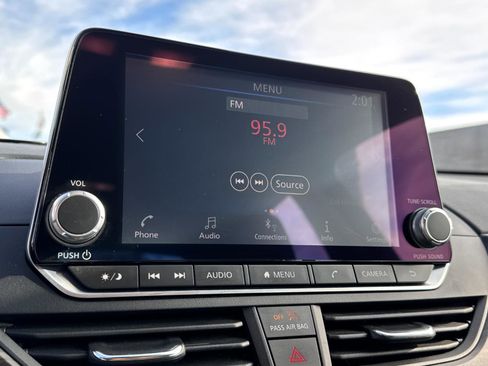 Used 2023 Nissan Altima 2.5 SV image 20