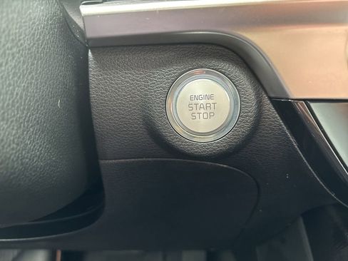 Certified 2024 Kia Telluride LX FWD image 20