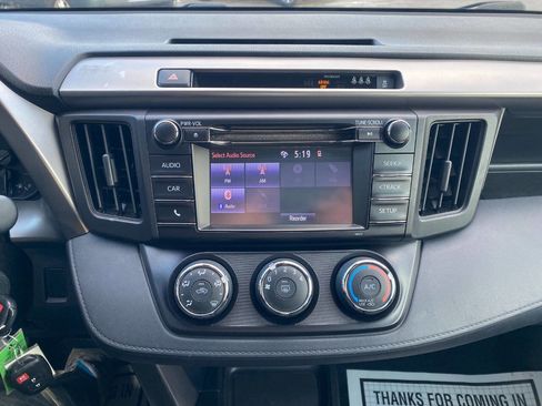 Used 2018 Toyota RAV4 LE w/ All Weather Liner Package image 15