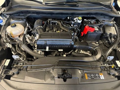 Used 2023 Ford Escape AWD image 7