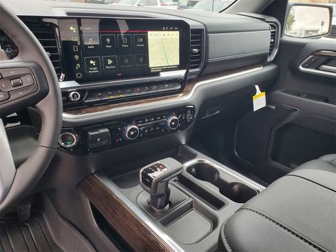 New 2026 GMC Sierra 1500 Elevation w/ Elevation Premium Package image 17