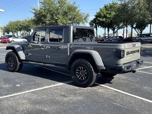 Used 2020 Jeep Gladiator Sport w/ Quick Order Package 24S AWD/4WD image 6