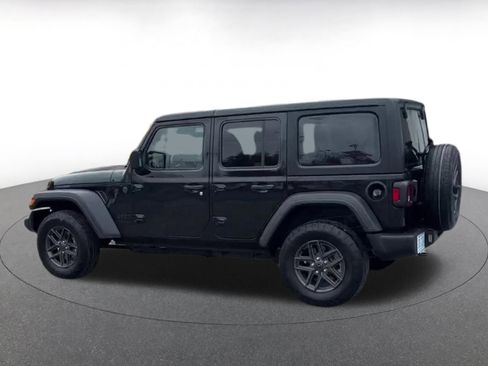 Used 2025 Jeep Wrangler Sport S image 10