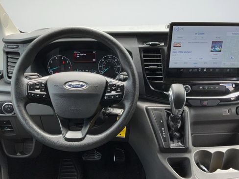Used 2024 Ford Transit 350 XLT RWD image 13