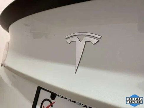 Used 2023 Tesla Model 3 Performance image 98