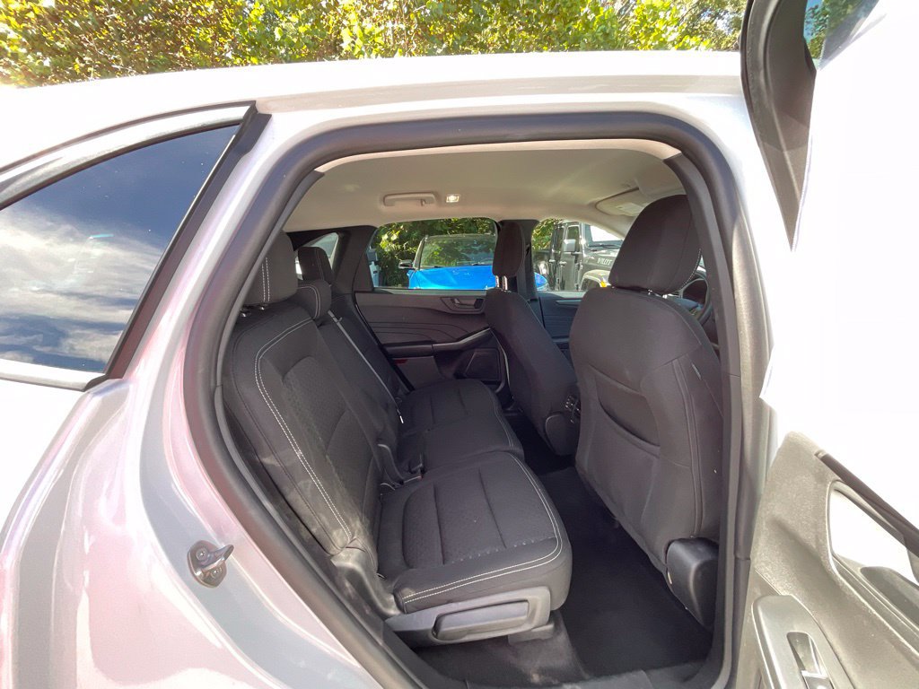 Used 2025 Ford Escape Active AWD/4WD image 24