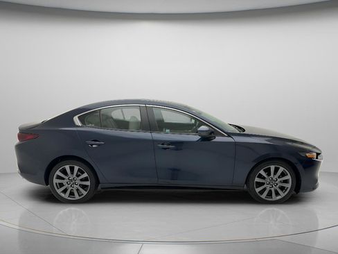 Used 2024 MAZDA MAZDA3 s FWD image 4